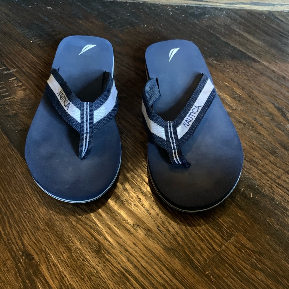 Nautica Navy Flip Flops